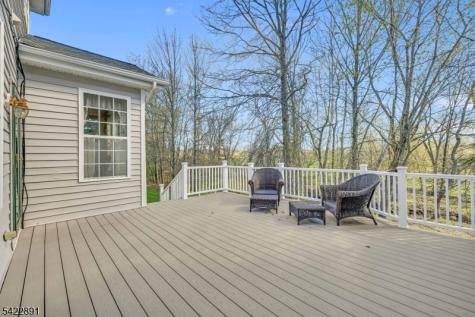 33 Pony Lane Raritan NJ 08822