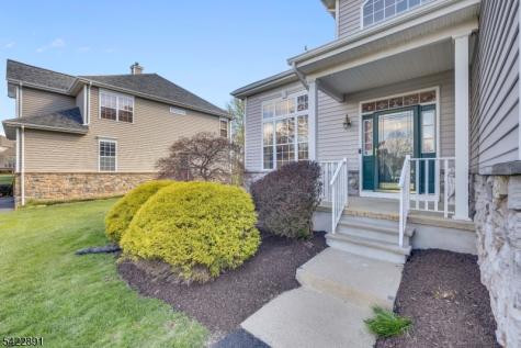 33 Pony Lane Raritan NJ 08822
