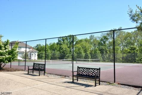 33 Pony Lane Raritan NJ 08822