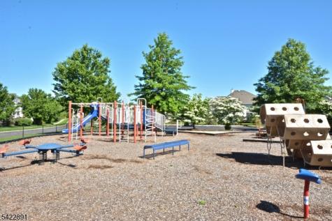 33 Pony Lane Raritan NJ 08822