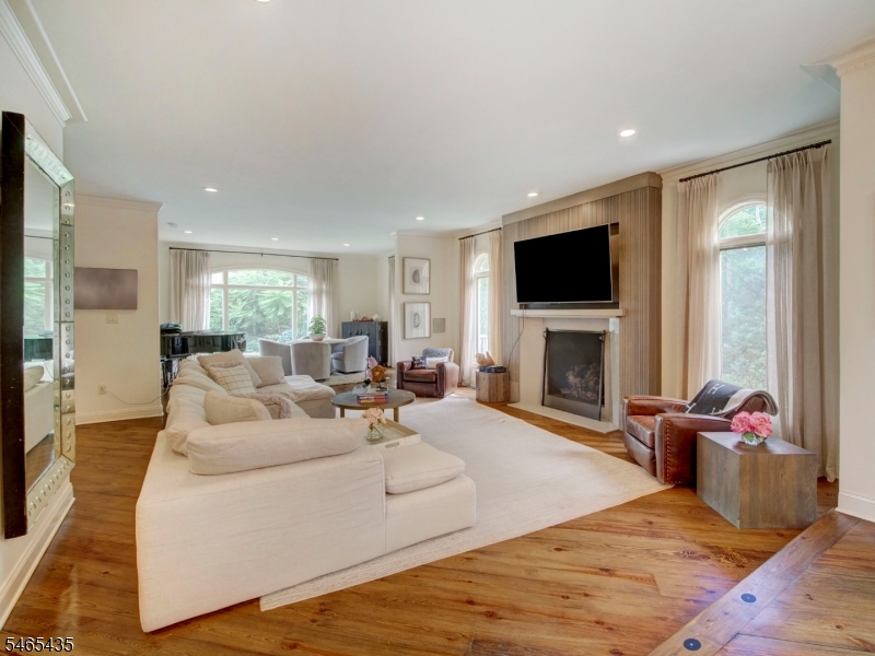 34 Jarombek Drive Montville NJ 07082