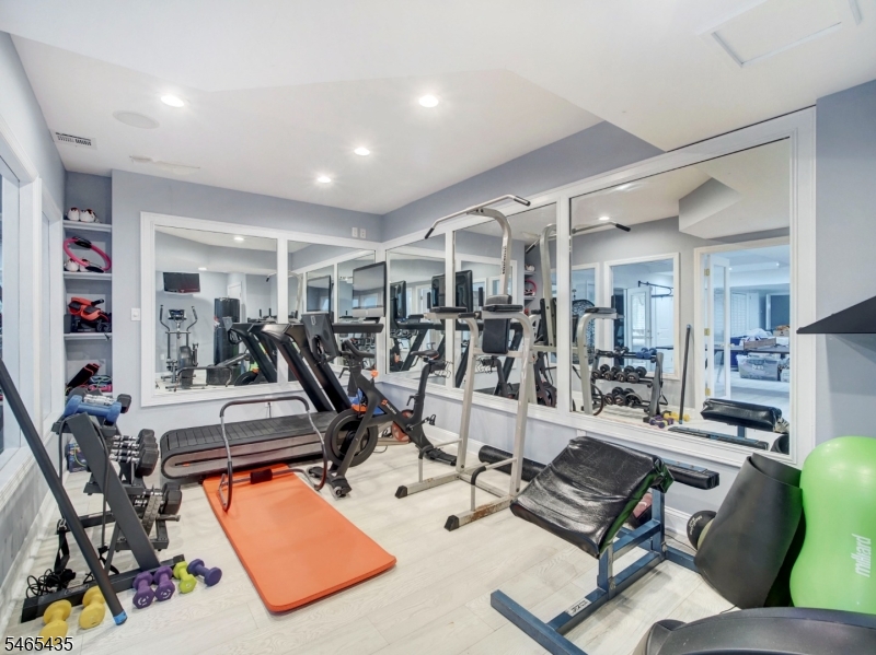 34 Jarombek Drive Montville NJ 07082