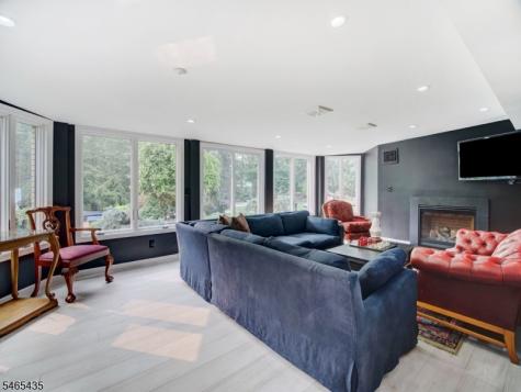 34 Jarombek Drive Montville NJ 07082