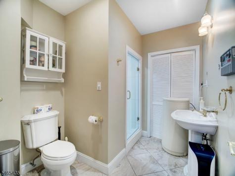 34 Jarombek Drive Montville NJ 07082