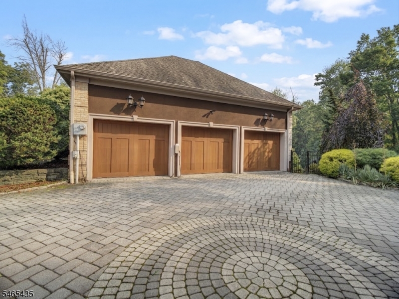 34 Jarombek Drive Montville NJ 07082