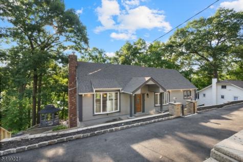 19 Cliffside Trail Denville NJ 07834