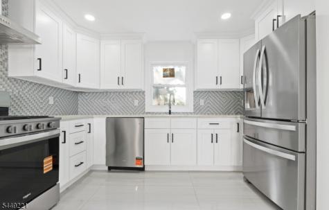 19 Cliffside Trail Denville NJ 07834