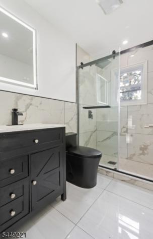 19 Cliffside Trail Denville NJ 07834