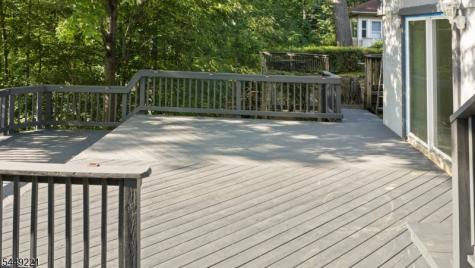 19 Cliffside Trail Denville NJ 07834