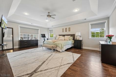 12 Monmouth Court Livingston NJ 07039