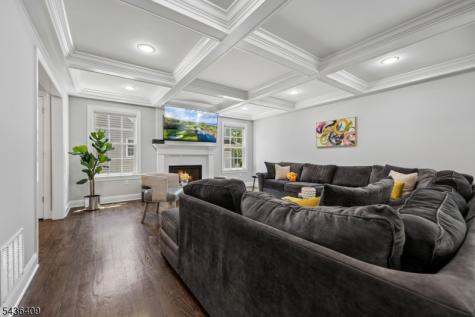 12 Monmouth Court Livingston NJ 07039