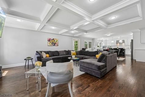 12 Monmouth Court Livingston NJ 07039