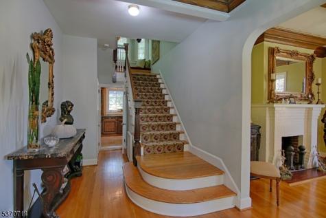 44 Manor Drive Bernards NJ 07920