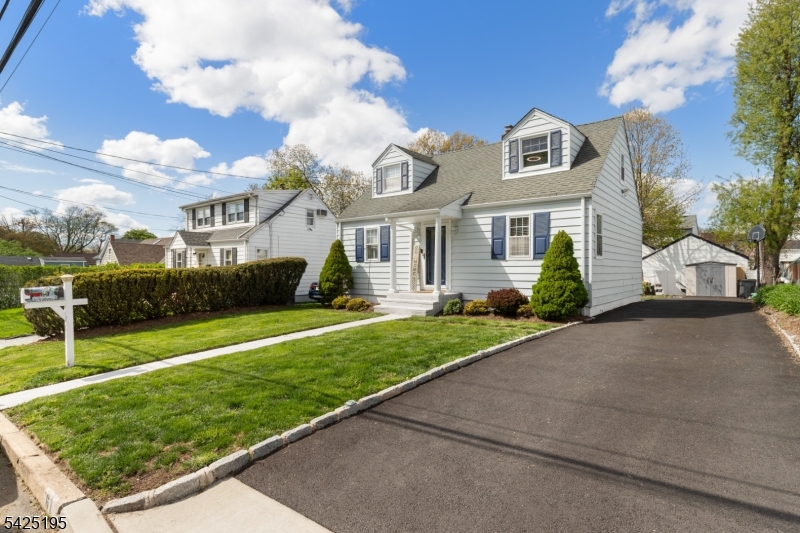 61 Highland Avenue Bergenfield NJ 07621