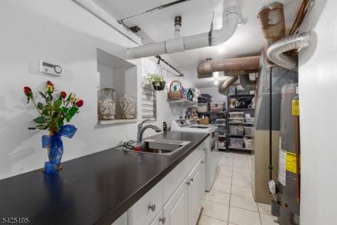 61 Highland Avenue Bergenfield NJ 07621