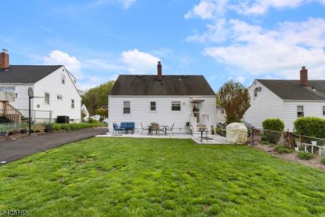 61 Highland Avenue Bergenfield NJ 07621