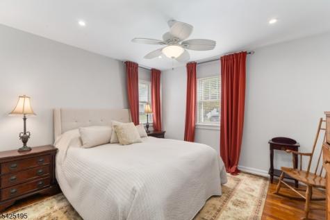 61 Highland Avenue Bergenfield NJ 07621