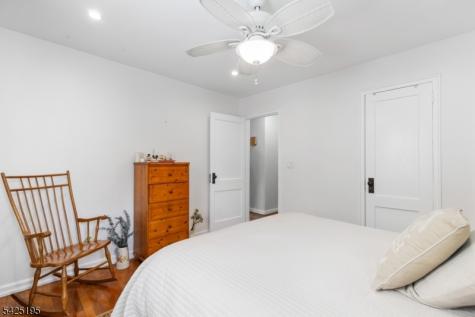 61 Highland Avenue Bergenfield NJ 07621