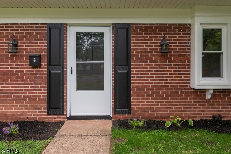 4 Overbrook Road Franklin NJ 08873