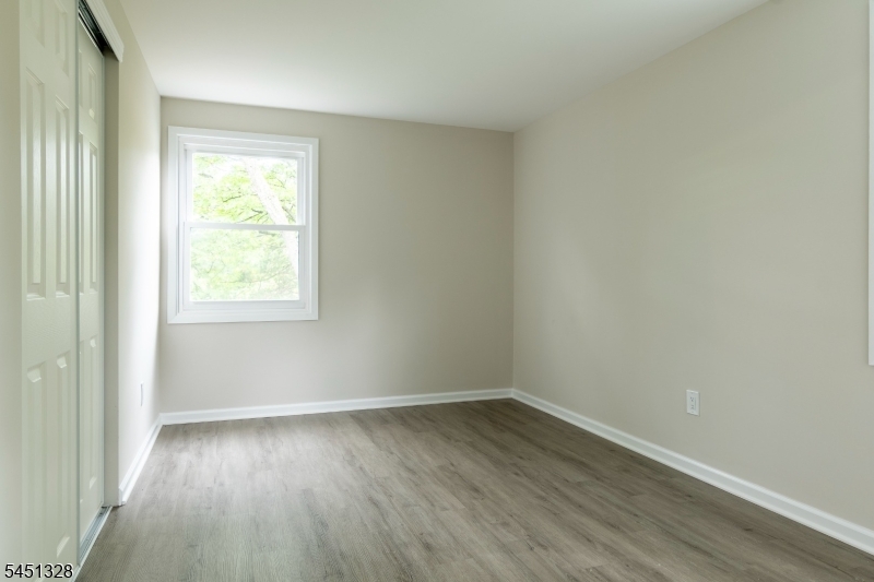 4 Overbrook Road Franklin NJ 08873