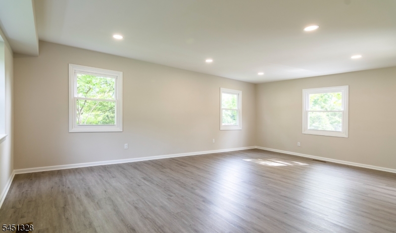 4 Overbrook Road Franklin NJ 08873