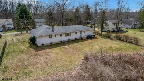 48 Gordon Road Roxbury NJ 07885