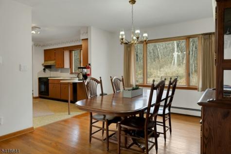 48 Gordon Road Roxbury NJ 07885