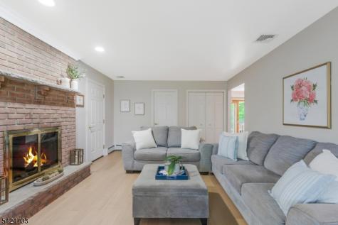 9 Liberty Road Bernardsville NJ 07924