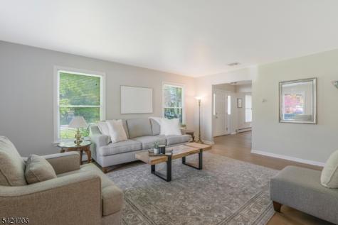 9 Liberty Road Bernardsville NJ 07924