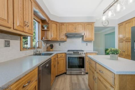 9 Liberty Road Bernardsville NJ 07924