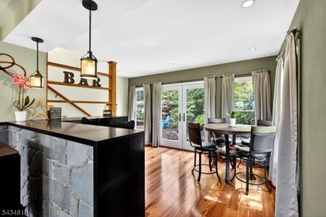 70 Crab Apple Hill Road Holland NJ 08848