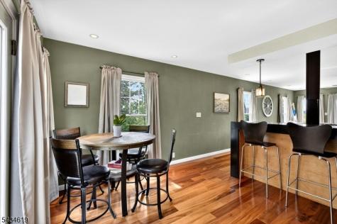 70 Crab Apple Hill Road Holland NJ 08848