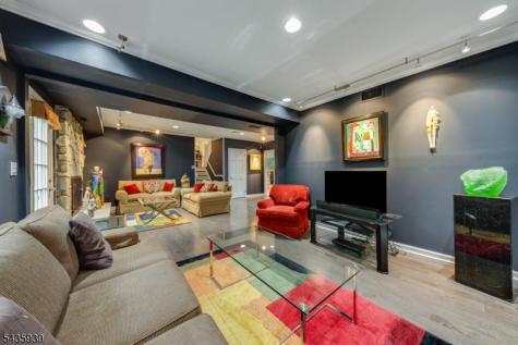 7 Syme Avenue West Orange NJ 07052
