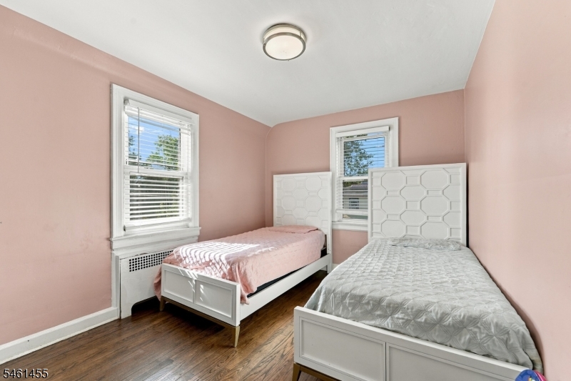 1521 Leslie Street Hillside NJ 07205