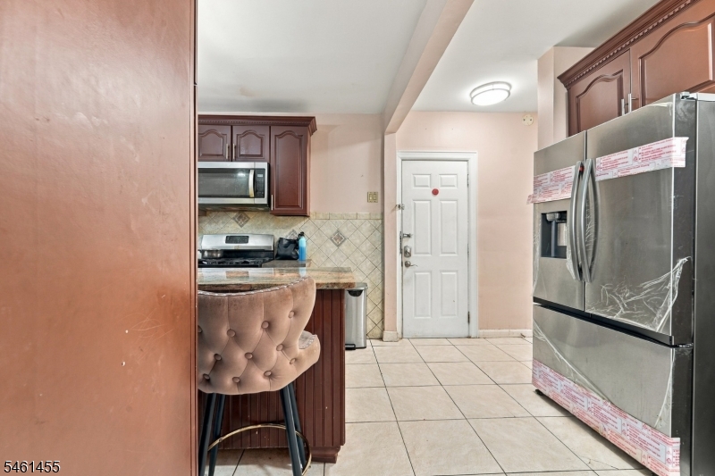 1521 Leslie Street Hillside NJ 07205