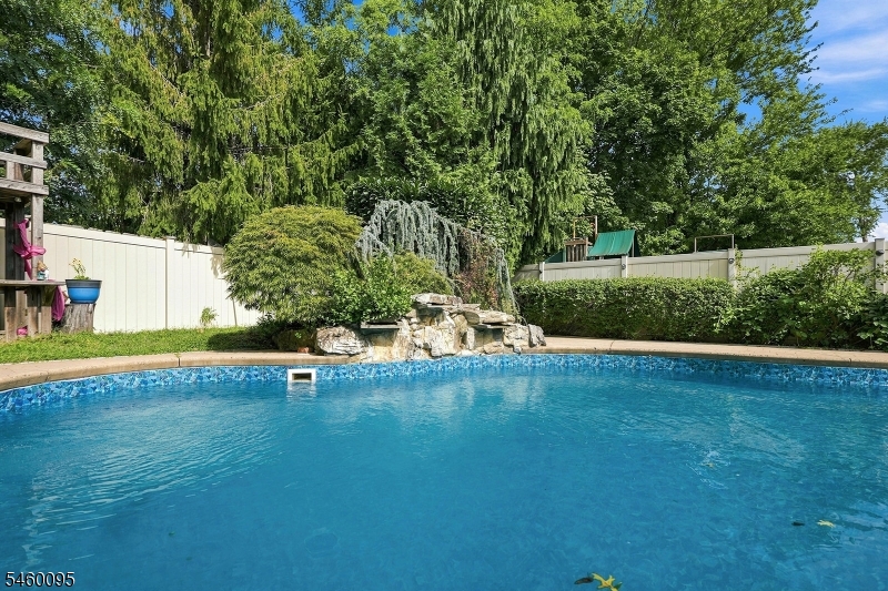 2623 Frederick Terrace Union NJ 07083