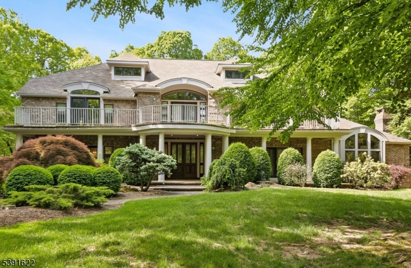 830 W Shore Drive Kinnelon NJ 07405