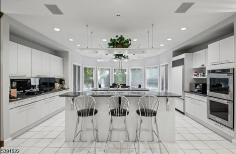830 W Shore Drive Kinnelon NJ 07405