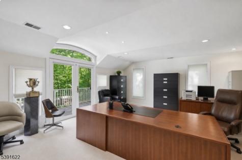 830 W Shore Drive Kinnelon NJ 07405