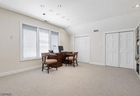 830 W Shore Drive Kinnelon NJ 07405