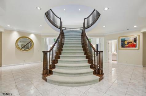 830 W Shore Drive Kinnelon NJ 07405