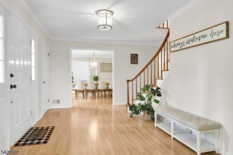 16 Lenape Court Bernards NJ 07920