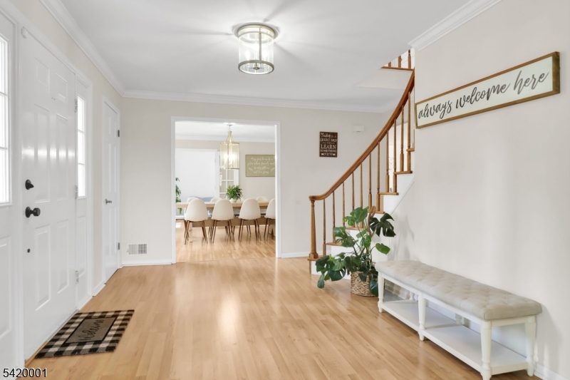 16 Lenape Court Bernards NJ 07920
