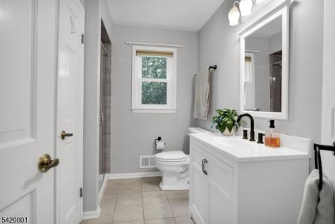 16 Lenape Court Bernards NJ 07920