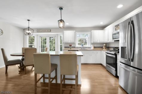 16 Lenape Court Bernards NJ 07920