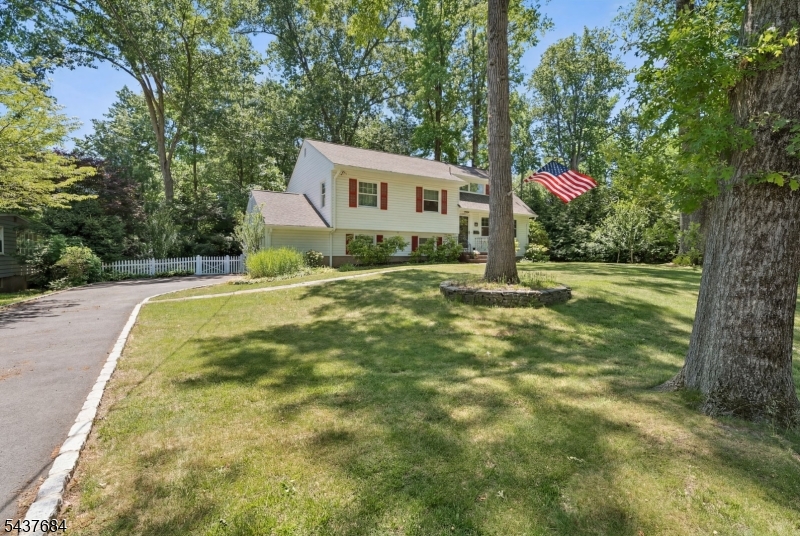 17 Orange Place Wayne NJ 07470