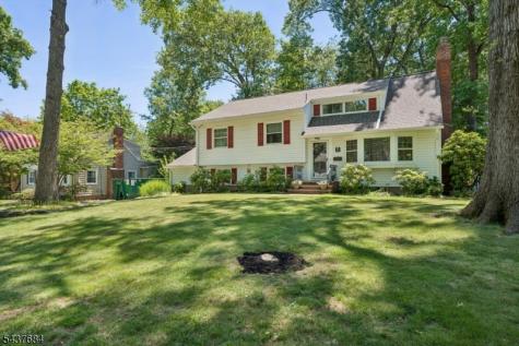 17 Orange Place Wayne NJ 07470