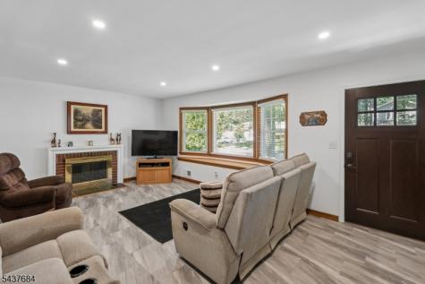 17 Orange Place Wayne NJ 07470
