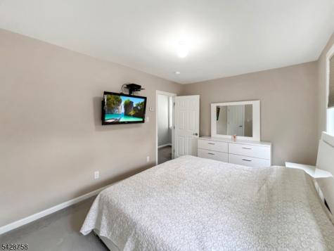 161 W 3rd Street Clifton NJ 07011