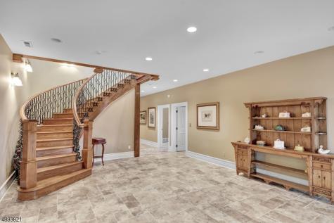 506 Mountain View Road W Franklin NJ 08802